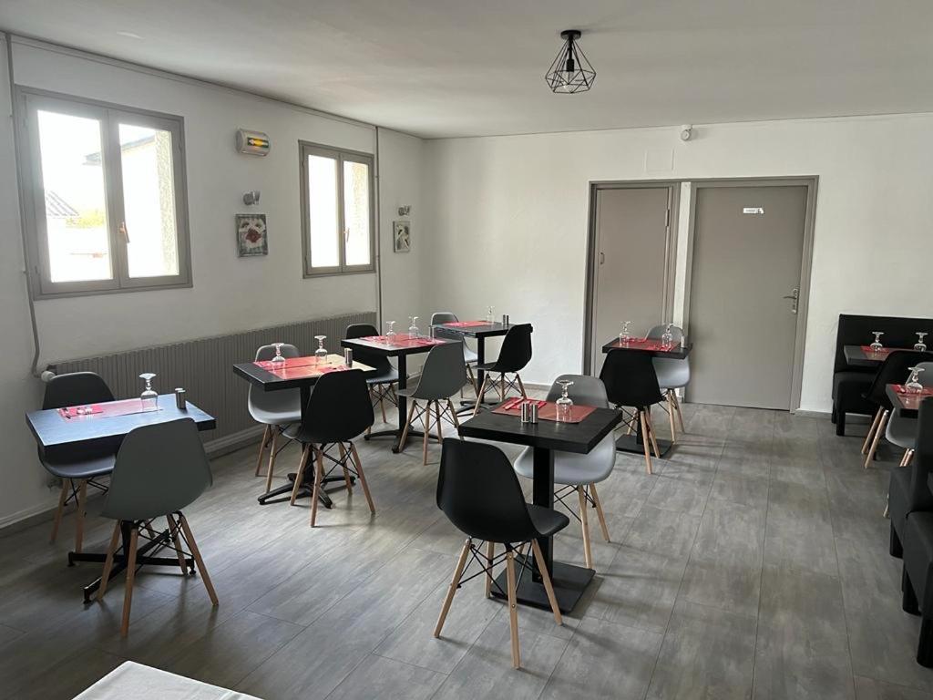 Chauny Hotel Restaurant Le Picardie מראה חיצוני תמונה